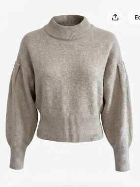 H&M tan women’s sweater. Size XS